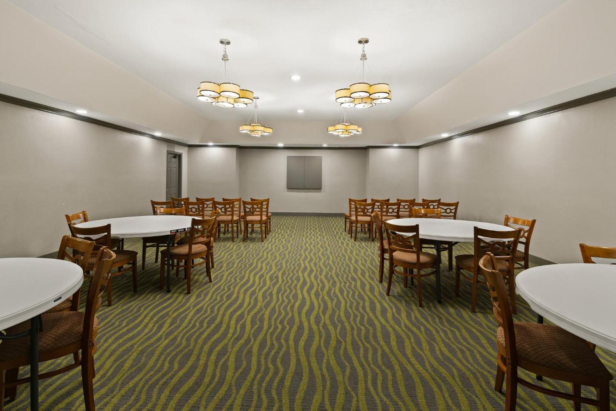 Irving Inn & Suites At Dfw Airport Extérieur photo