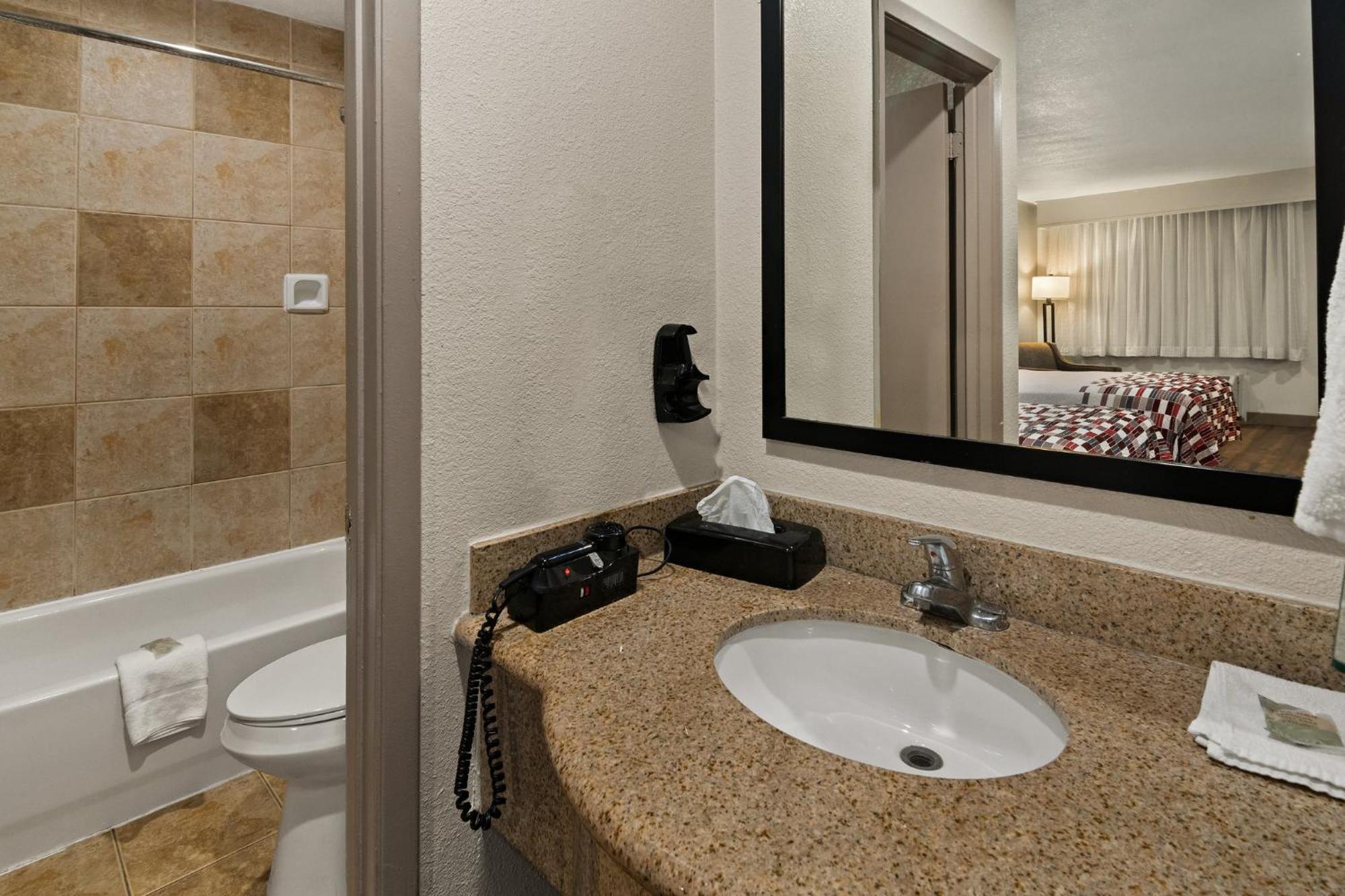 Irving Inn & Suites At Dfw Airport Extérieur photo