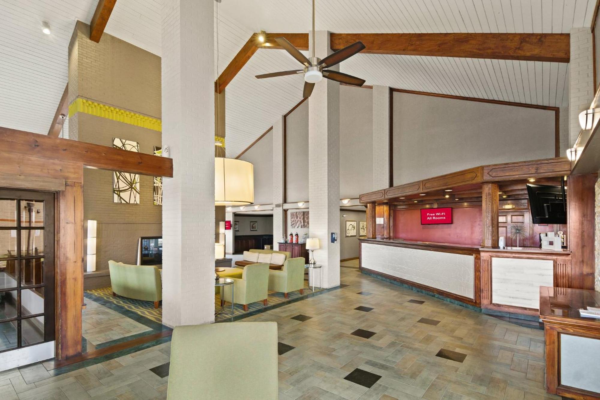 Irving Inn & Suites At Dfw Airport Extérieur photo